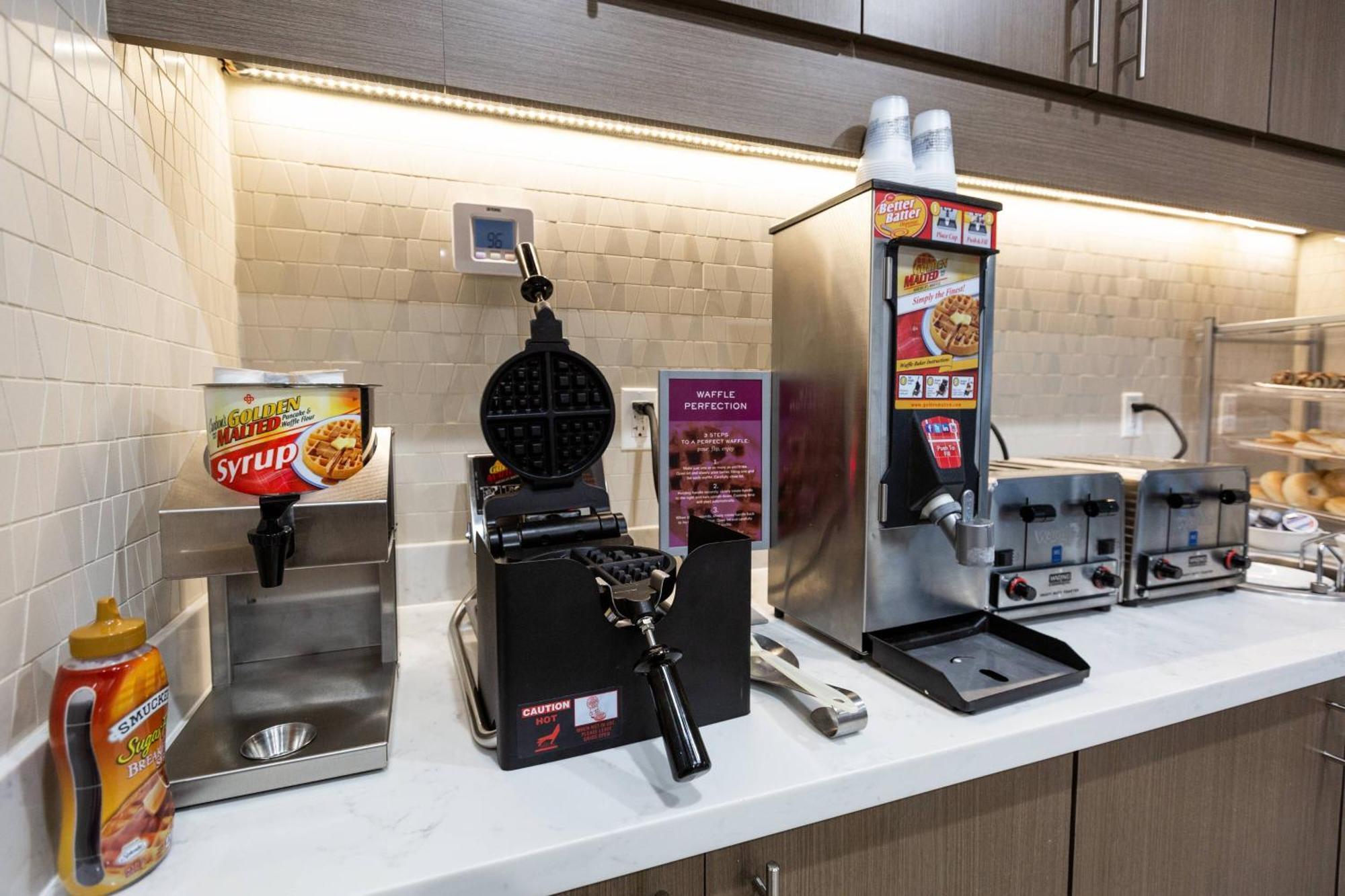 Residence Inn By Marriott Oklahoma City Airport Exteriör bild